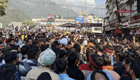 Protesters clash with police during anti-ropeway agitation in Katra